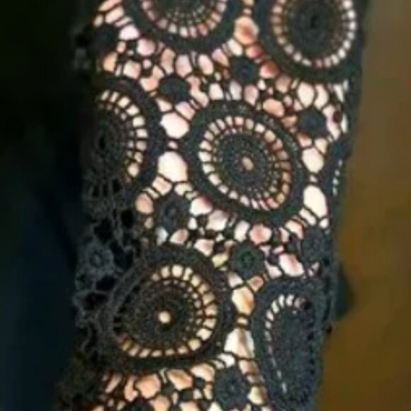 BUNDLE Nwt Doe & Rae BlouseS  Womens Pullover Top Black Ribbed Top w Lace MEDIUM - Picture 4 of 5